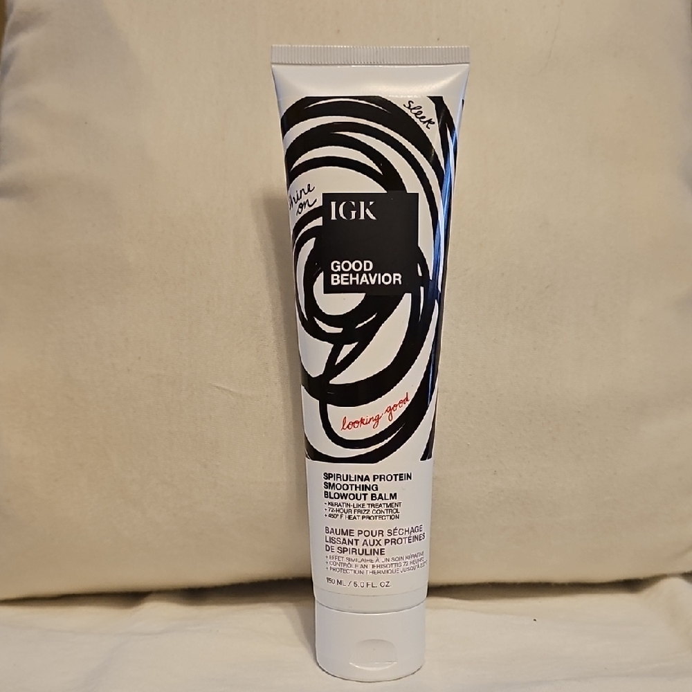 IGK Good Behavior Smoothing Blowout Balm